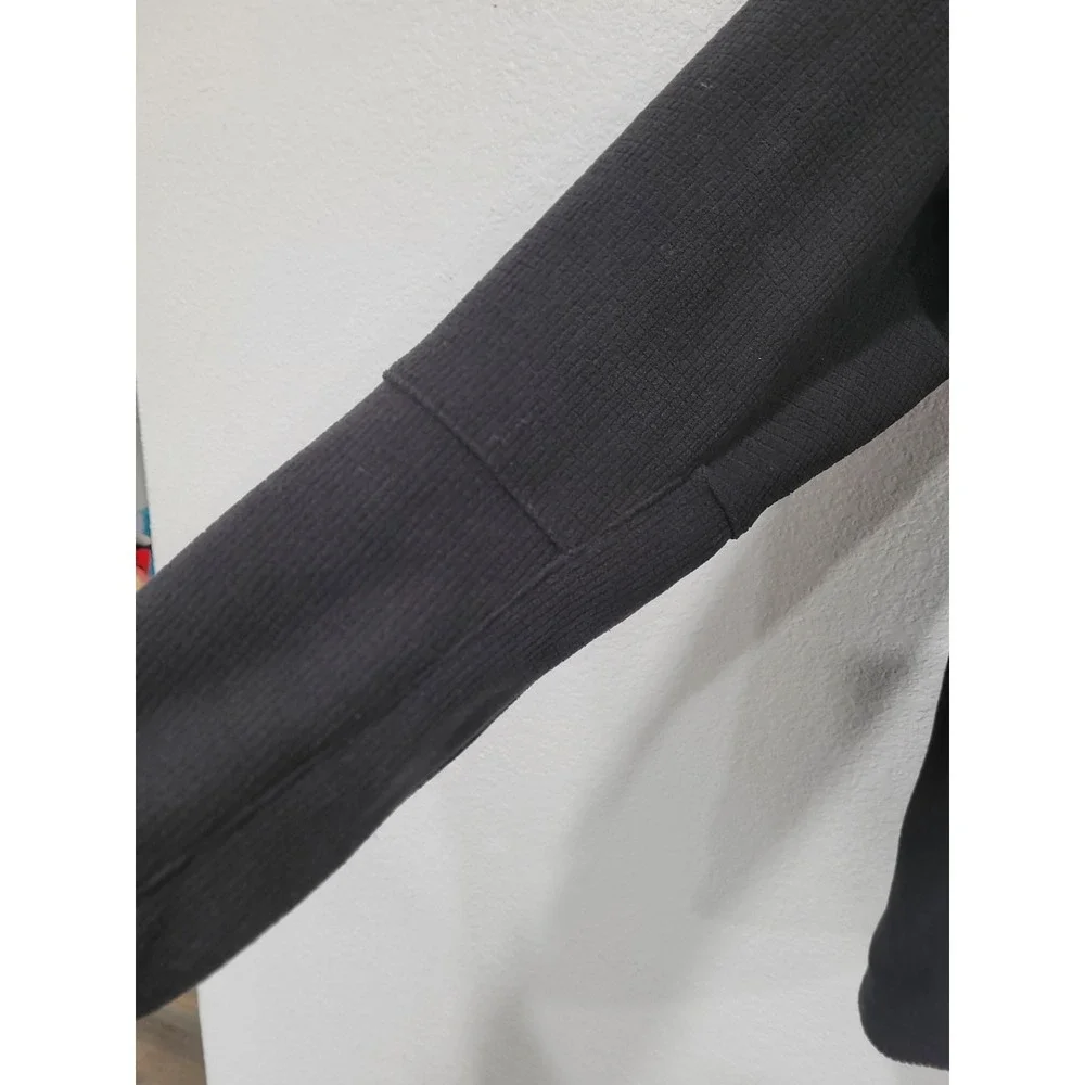 The North Face Mens Black Full Zip Grid Fleece Jacket Size Medium M Textured #23